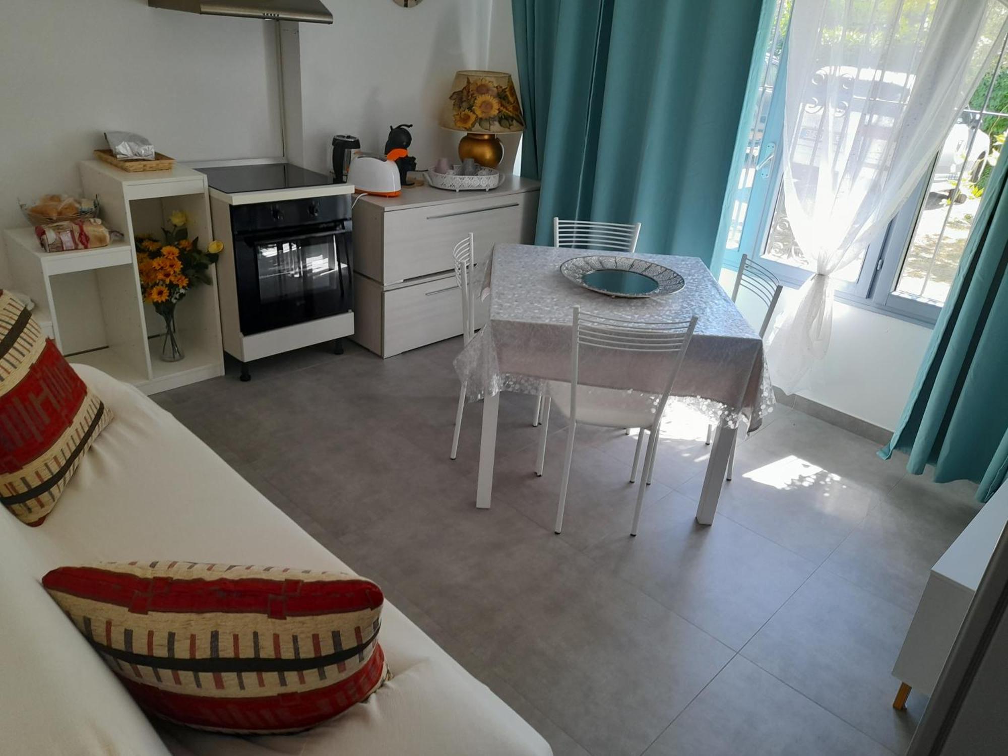 La Magnolia - Private Access, Garden, Views