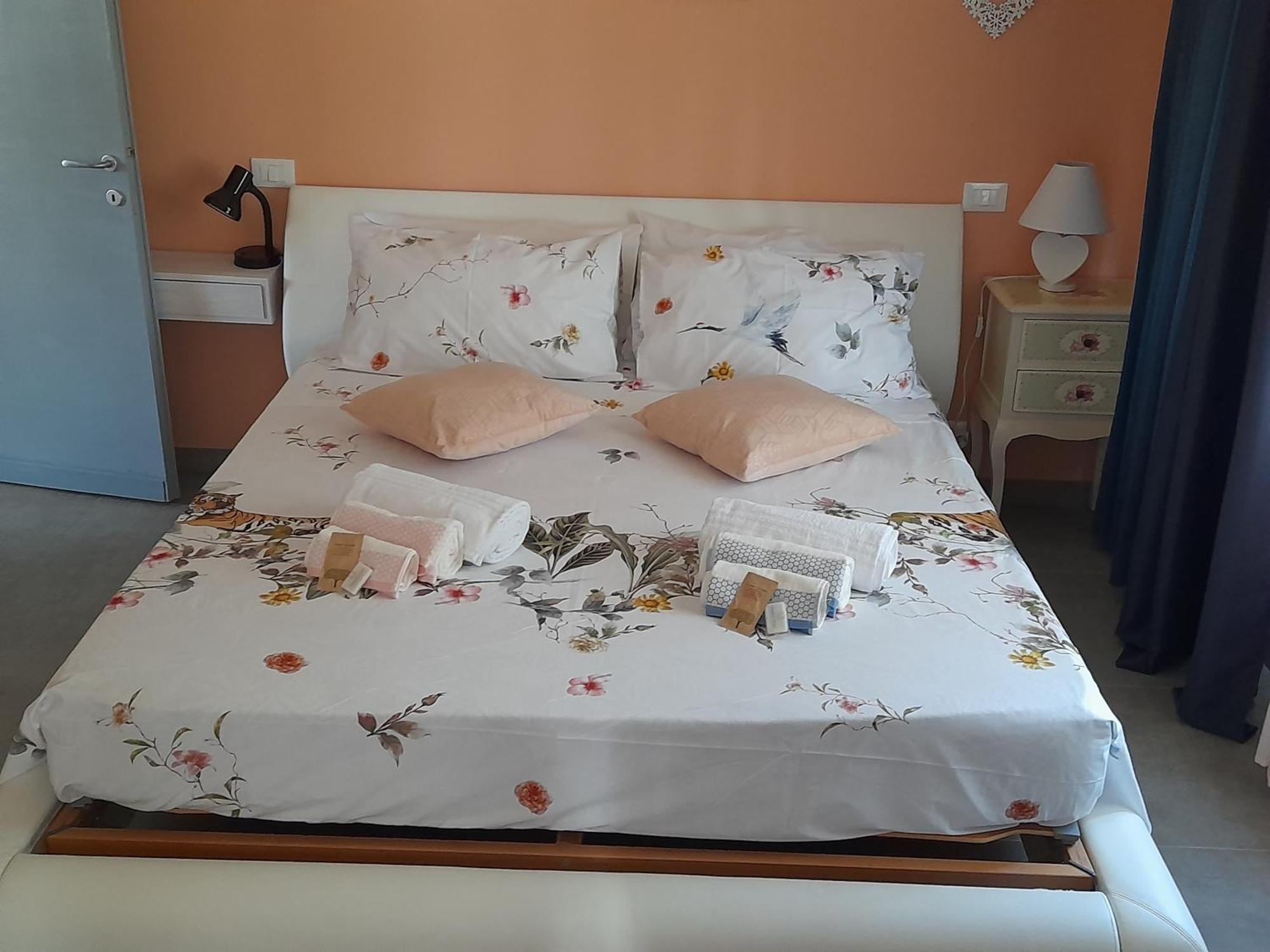 Apartment La Magnolia - Private Access, Garden, Views *