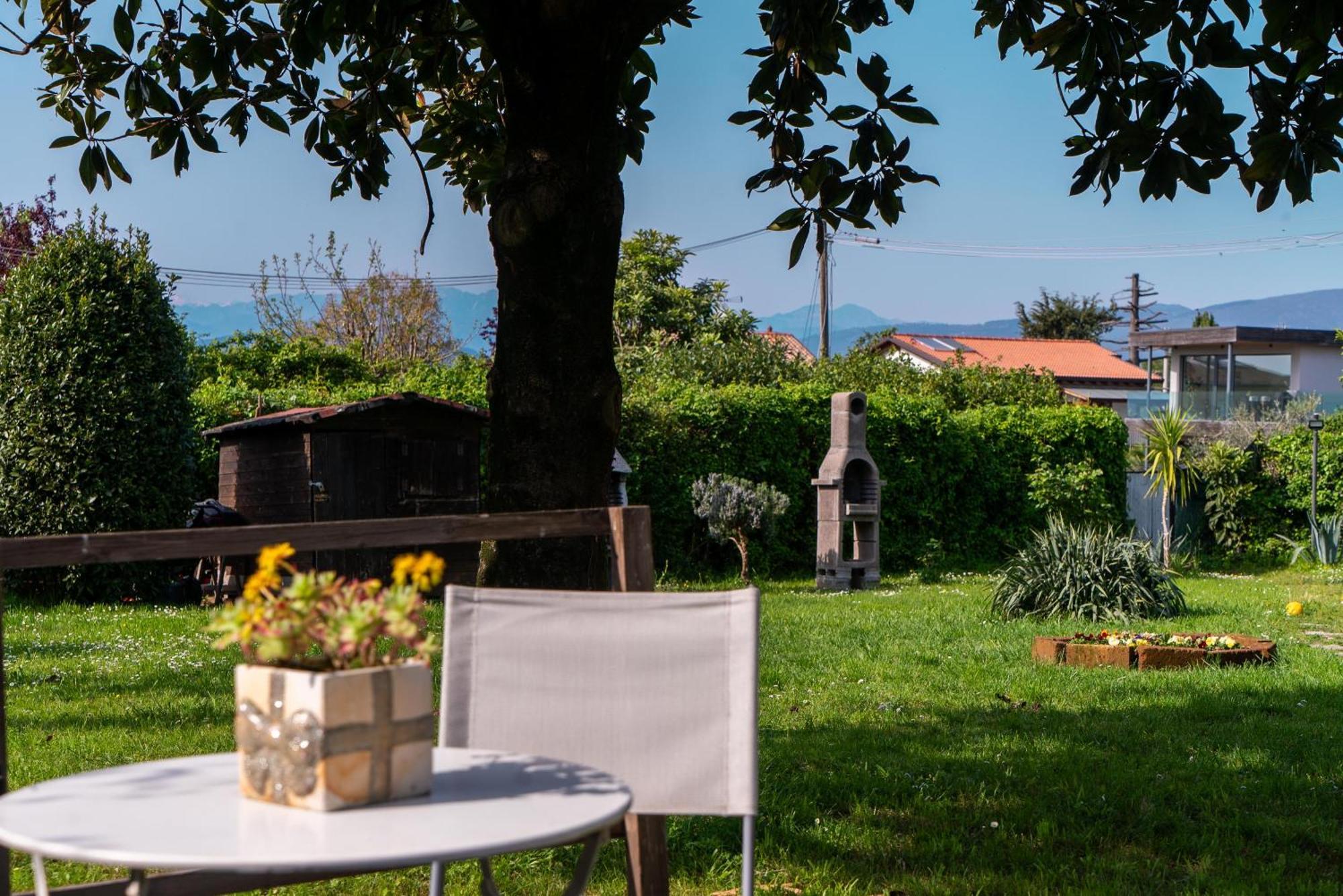 La Magnolia - Private Access, Garden, Views Lazise
