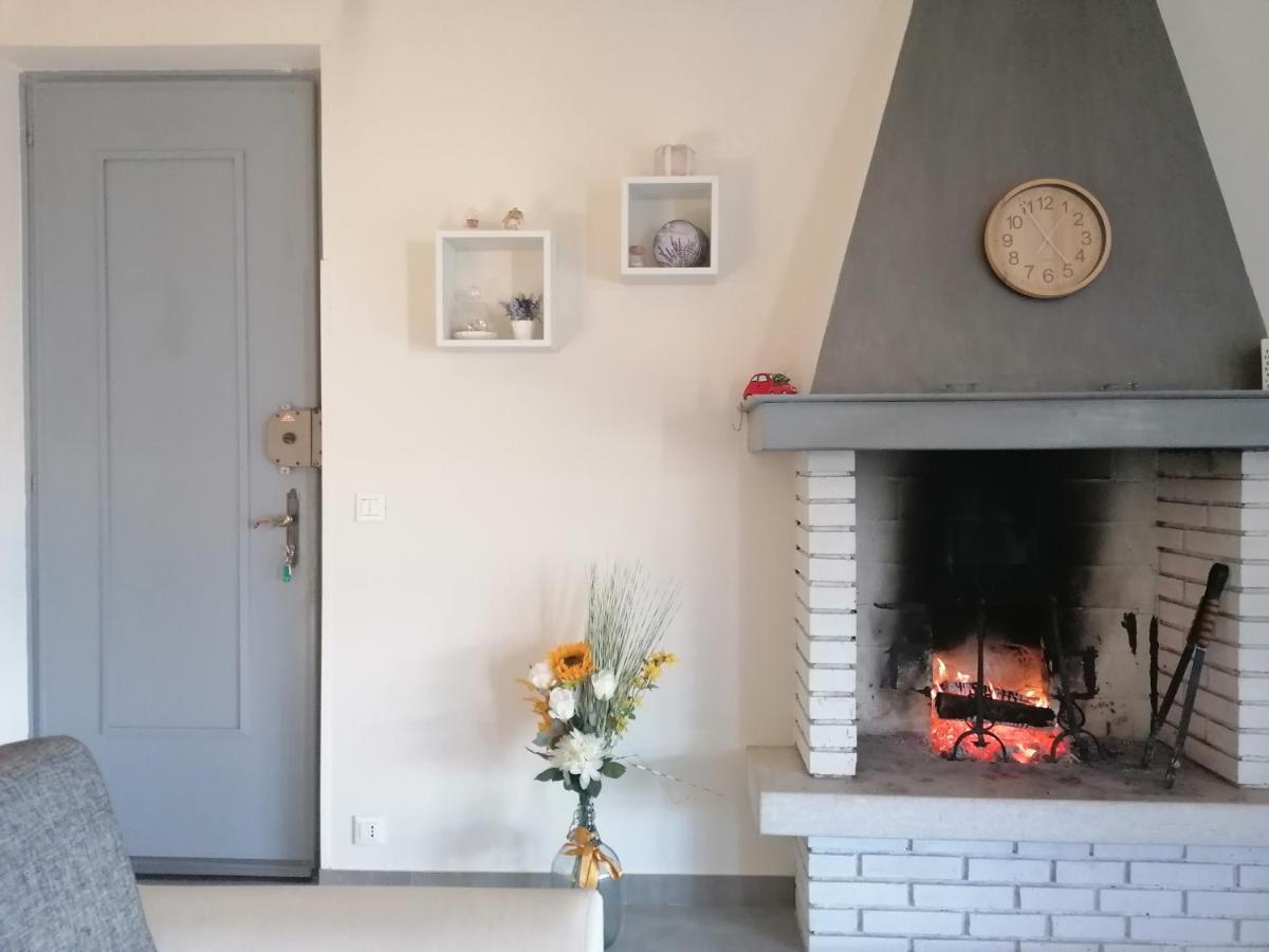 Apartment La Magnolia - Private Beach Access, Garden, Views Lazise