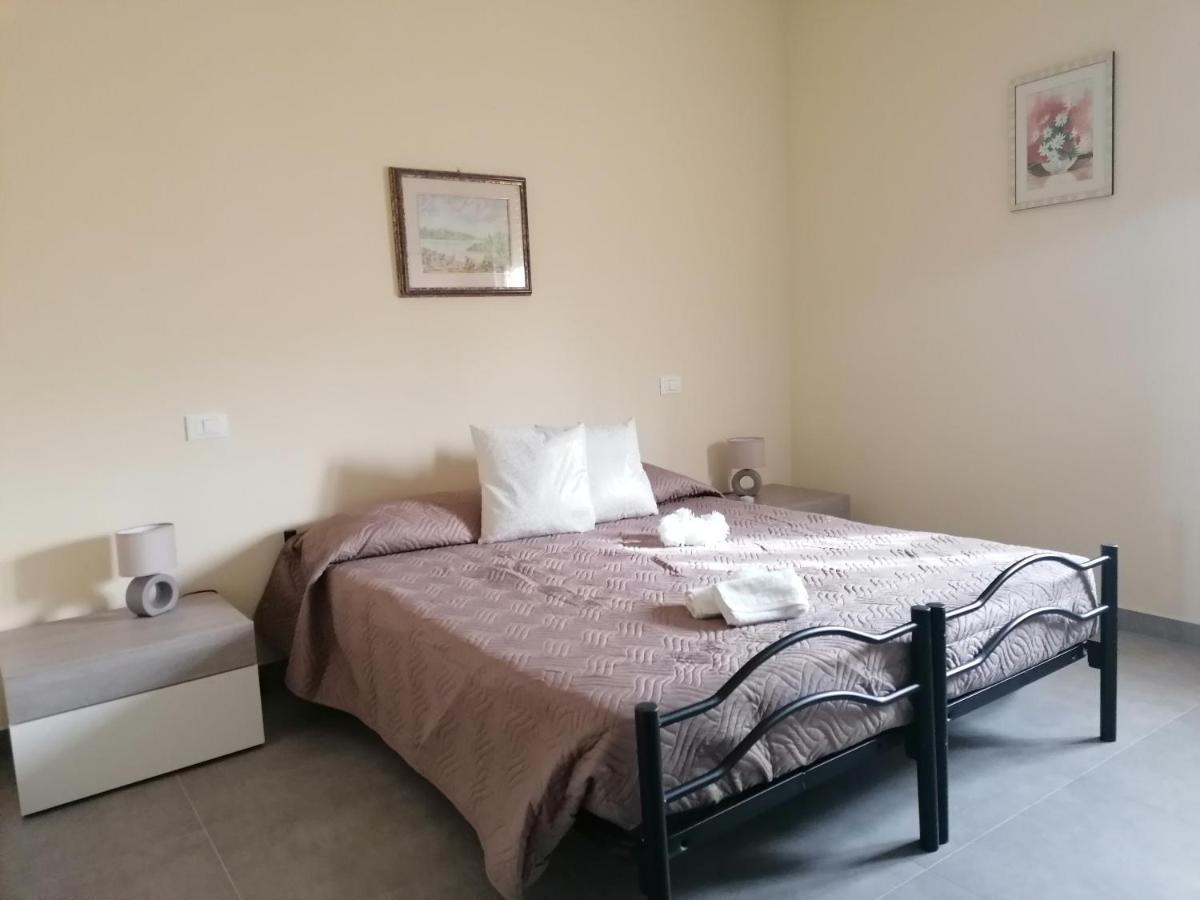 Appartement La Magnolia - Private Beach Access, Garden, Views *
