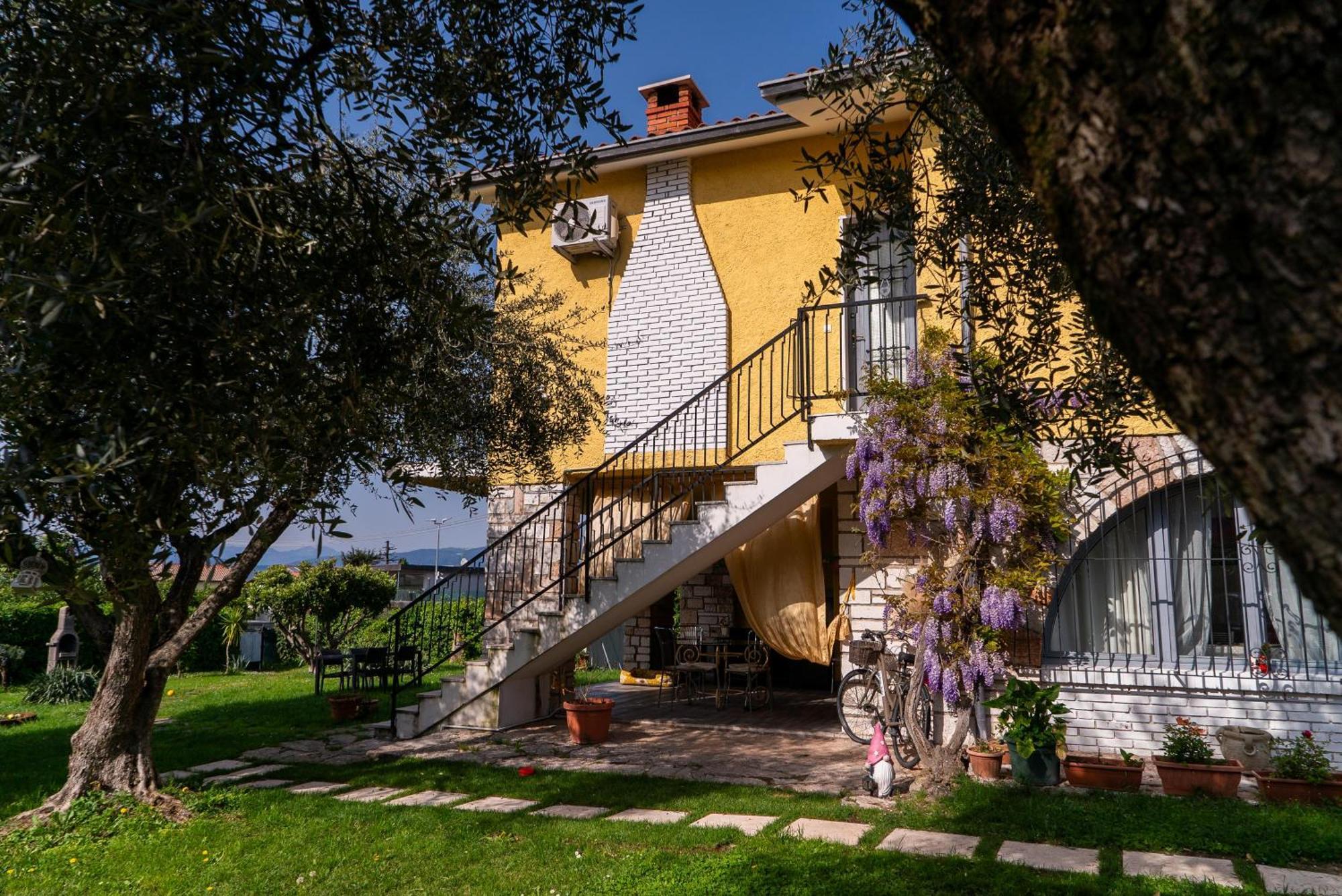 La Magnolia - Private Beach Access, Garden, Views